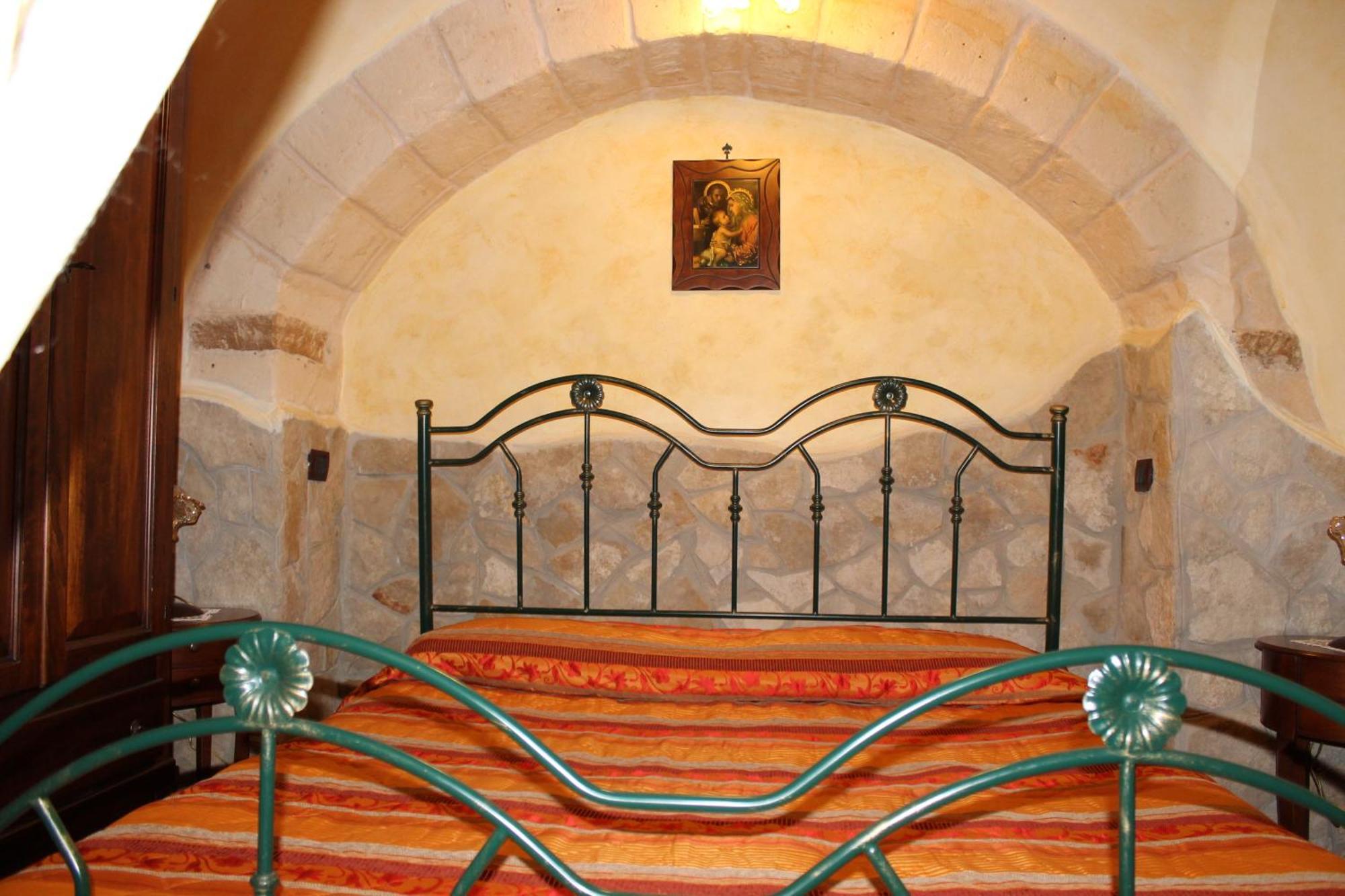 Domusfrumenti Oria  Exterior photo